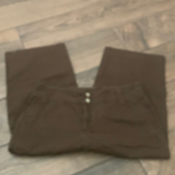 Cato brown capris - Picture 1 of 5